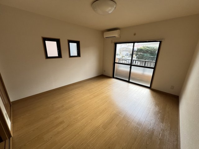 アメニティ江戸橋の居間・リビング