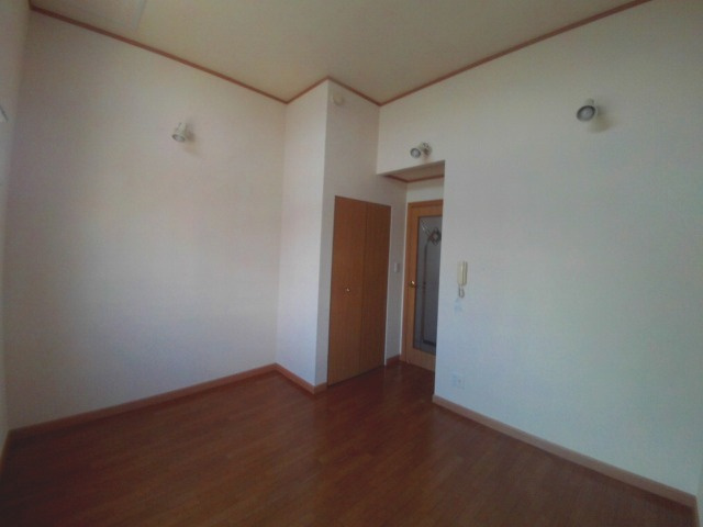 ルシャンデパンの寝室