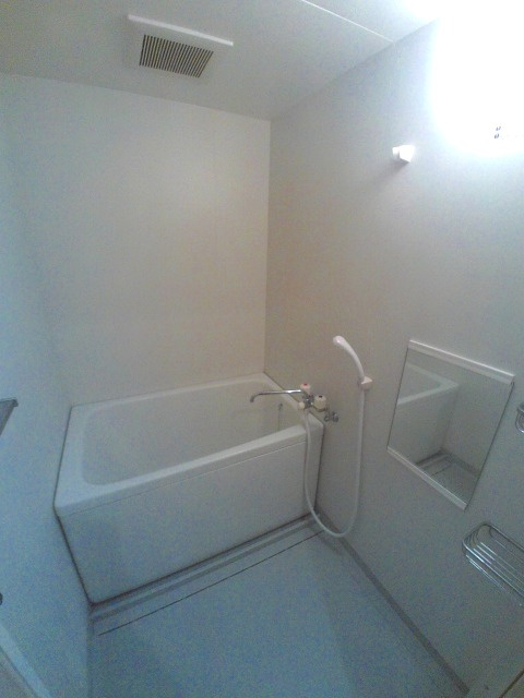 ルシャンデパンの浴室