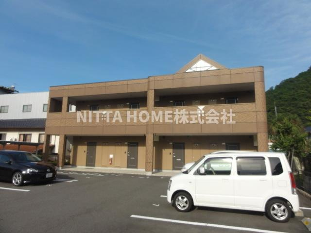 サニーコート・Ｊｏｈの駐車場|敷地内に駐車場も完備◎