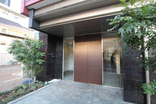 【エントランス】