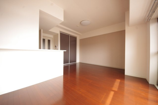 【居間・リビング】