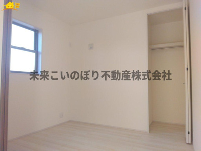 【収納】 | Livele Fine加須市南大桑6号棟 | 各居室には十分な収納スペースを確保。お部屋全体を広々と使うことができます。