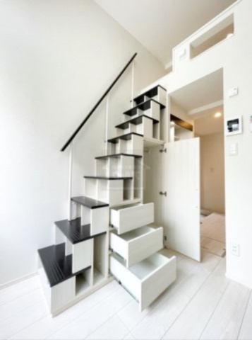 練馬区桜台４丁目のアパートの収納