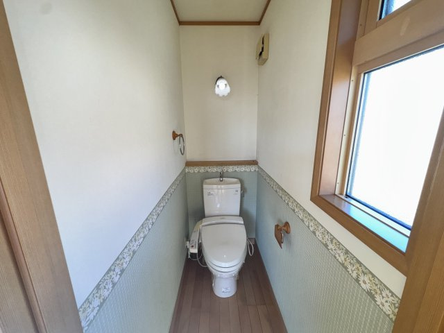 箱田町中古住宅160-2のトイレ|■2階トイレ