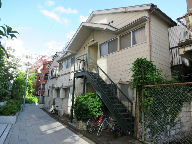 新宿区西早稲田1丁目のアパートの画像