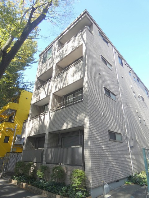 カトルセ上北沢の外観
