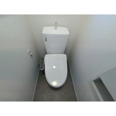 【トイレ】 | ポラリス | ※同タイプの別の部屋の写真です。