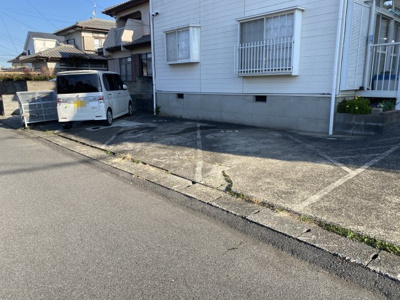 【駐車場】 | ハイツ石山B