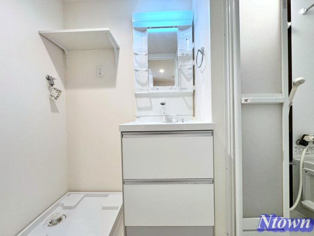 【独立洗面台】 | ハーモニーテラス生駒町Ⅱ | 独立洗面台で身支度をすべて済ませてしまいましょう