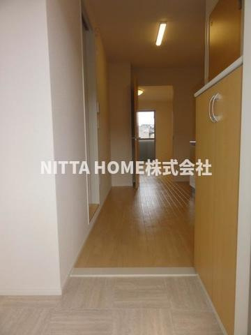 フォレスト　コート　（Ｆｏｒｅｓｔ　Ｃｏｕｒｔ）の玄関|綺麗な玄関です＊