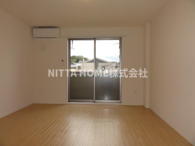 フォレスト　コート　（Ｆｏｒｅｓｔ　Ｃｏｕｒｔ）の内装|明るい光が差し込みます◆