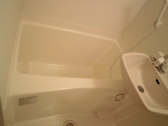 レオパレスアップルの浴室