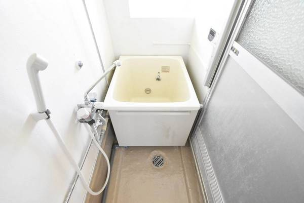 ビレッジハウス沼和田1号棟の浴室|ビレッジハウスの同一物件・同一タイプの間取りの写真です