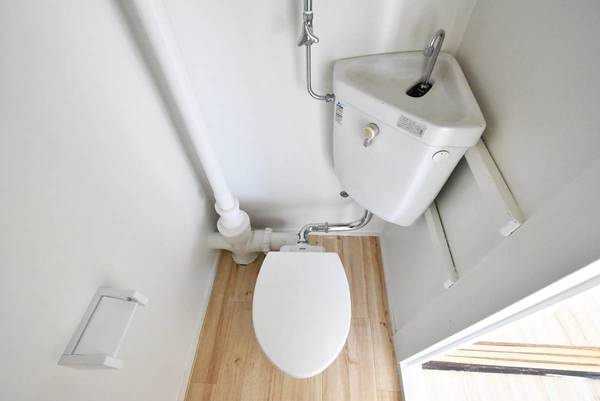 ビレッジハウス沼和田1号棟のトイレ|ビレッジハウスの同一物件・同一タイプの間取りの写真です