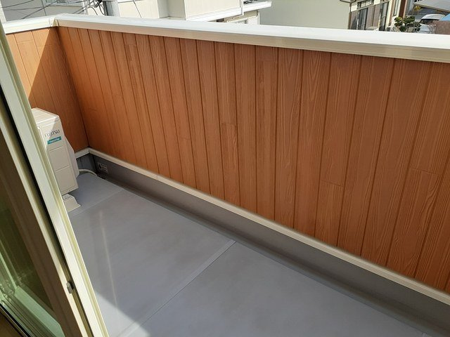 フラン・シェーネのバルコニー