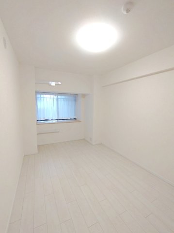 アーベントハイム葛西臨海公園の洋室|きれいな洋室です