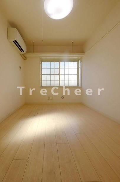 サンハイム浮間舟渡の居間・リビング