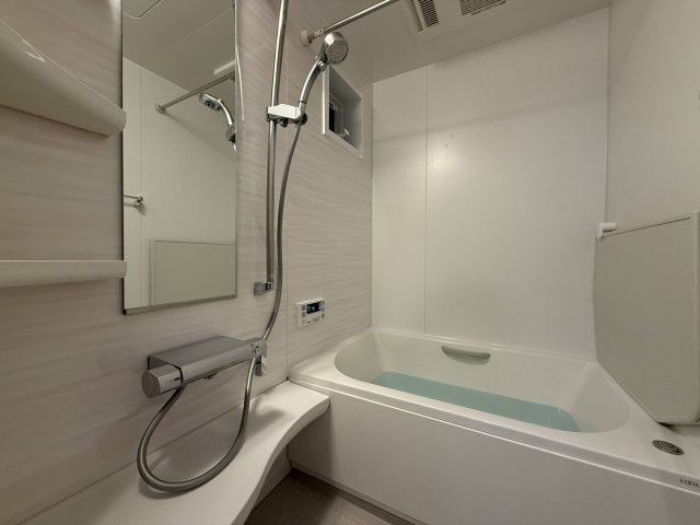 大田区中馬込一丁目戸建の浴室|日々の暮らしに欠かせないお風呂です