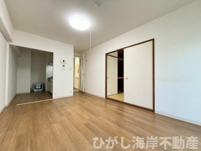 パレ平塚すみれ平壱番館のダイニング|12.8帖　LDK