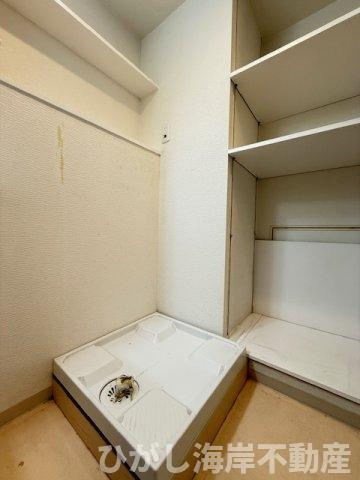 パレ平塚すみれ平壱番館のランドリースペース|洗濯機置場