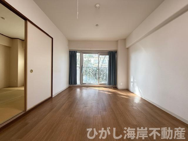 パレ平塚すみれ平壱番館の居間・リビング|12.8帖　LDK