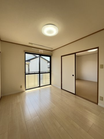 スティブルB棟の洋室