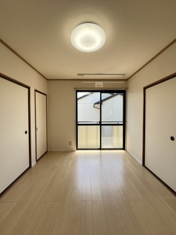スティブルB棟の洋室