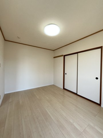スティブルB棟の洋室