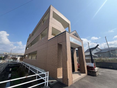 【外観】 | パシフィックヒルズはなみずき | 外観写真（昼）