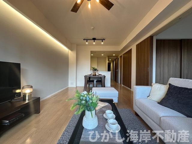 オハナ平塚袖ヶ浜のダイニング|新規リフォーム完了！　15.8帖　床暖房付LDK