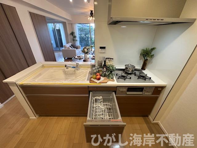 オハナ平塚袖ヶ浜のキッチン|新規リフォーム完了！　食洗器付きシステムキッチン