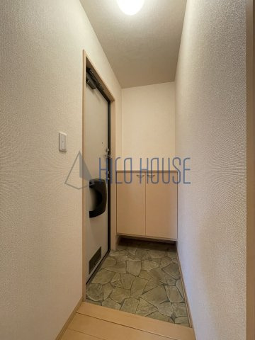 セードル小川Bの玄関