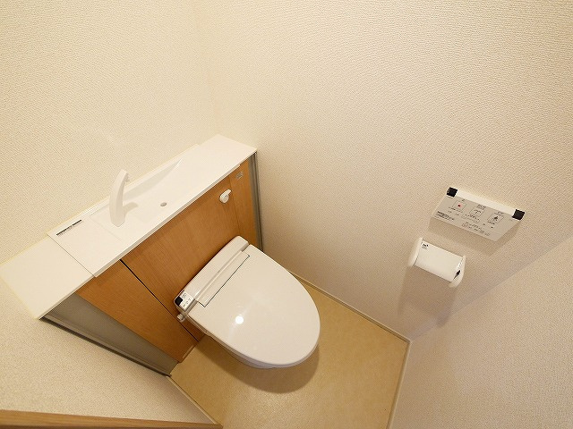 レガーメ　Ⅱのトイレ|ゆったりとした空間のトイレです