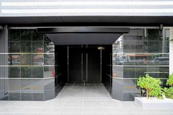 ステージファースト蔵前アジールコートのエントランス