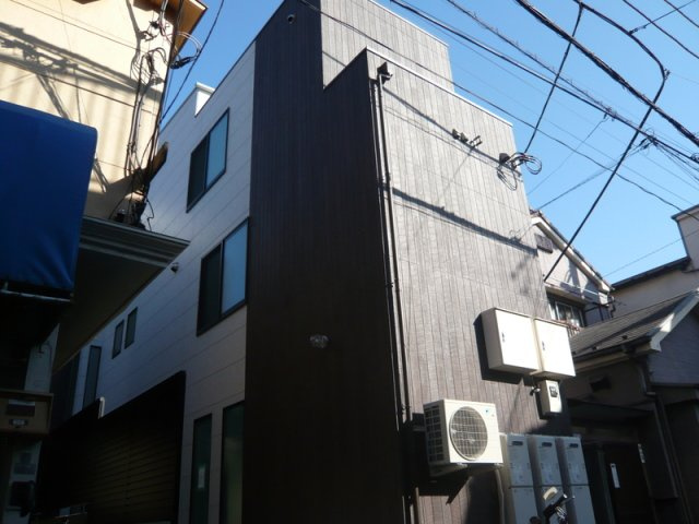 荒川区東尾久２丁目のアパートの外観