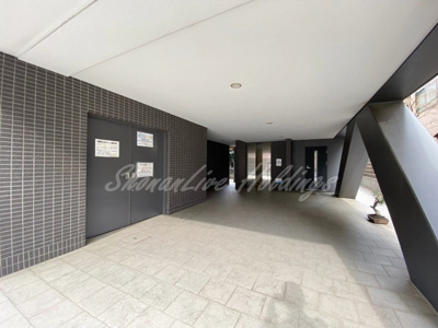 【設備】 | シャ ミニオン | おしゃれなエントランス♪