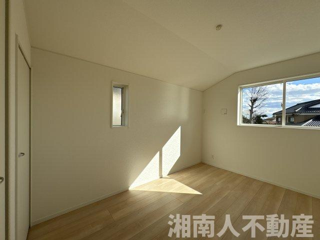 平塚市岡崎　新築戸建の洋室|コンパクトで使いやすい洋室です