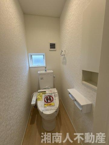 平塚市岡崎　新築戸建のトイレ|落ち着いたトイレです