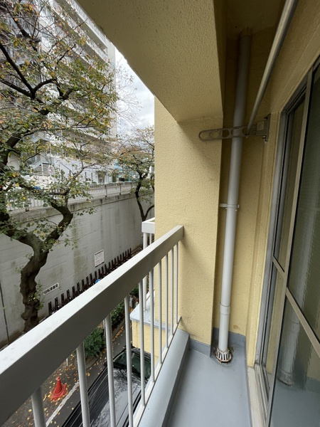 峰マンションのバルコニー