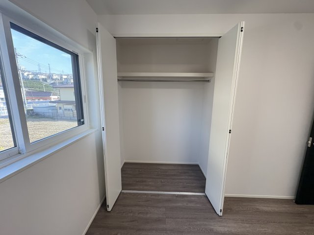 明石市魚住町金ヶ崎新築戸建２号棟の収納