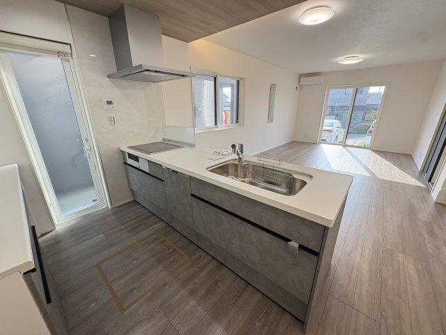 明石市魚住町金ヶ崎新築戸建２号棟のキッチン