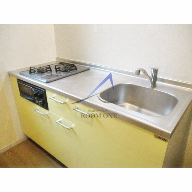 ＢＲＩＴＩＳＨ　ＰＬＵＭのキッチン|キッチンです。