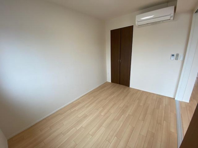 【寝室】 | サンライズ | 洋室