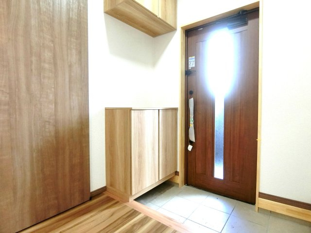 新潟市西区坂井東3丁目の玄関
