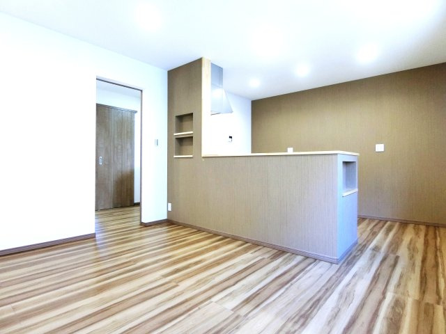 新潟市西区坂井東3丁目の居間・リビング