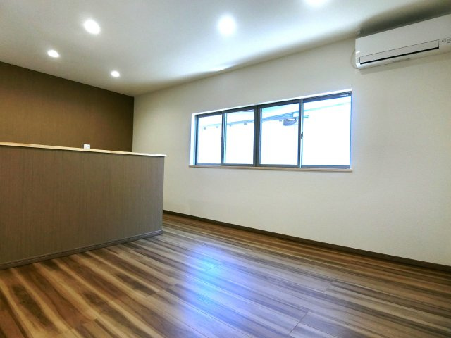 新潟市西区坂井東3丁目の居間・リビング