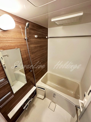 【浴室】 | リベラ マーロⅢ | 清潔感のあるお風呂です♪