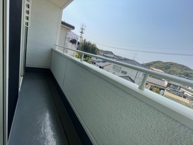 高知市瀬戸南町　中古一戸建のバルコニー|陽当たり良好なバルコニーです