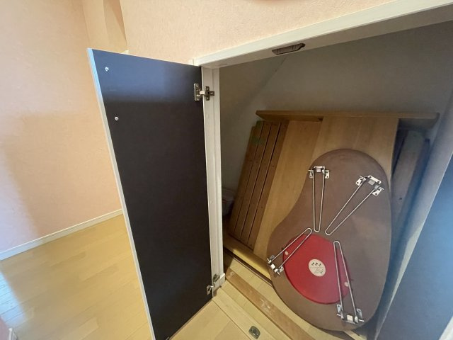 高知市瀬戸南町　中古一戸建の収納|ちょっとした収納スペースも充実しています